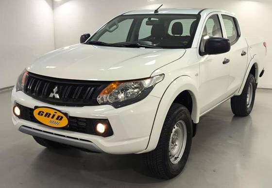 MITSUBISHI L200 TRITON 2.4 16V TURBO DIESEL GL CD 4X4 MANUAL